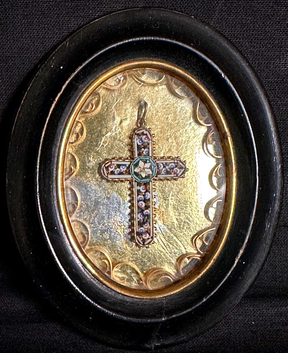 19th Century Cross In Micromosaic And Paperolle Framed Napoleon III