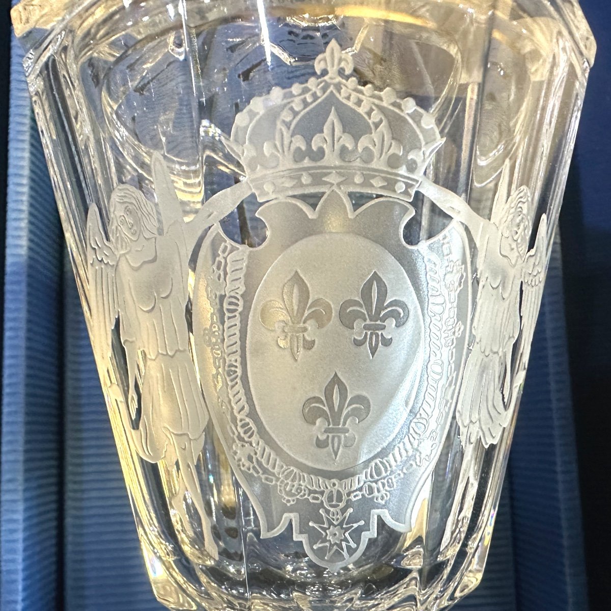 Coupe aux Armes Royales de France Cristal Villeroy et Boch Neuf écrin Armoiries Maison Royales-photo-2