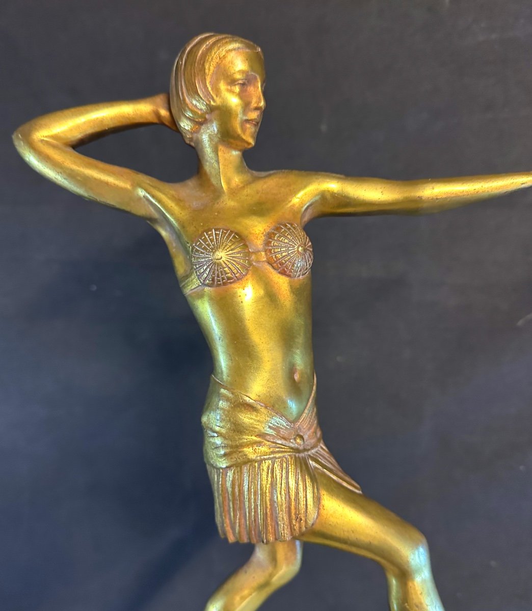 P. MORIN Sculpture en bronze doré Danseuse Art Deco signé sur base onyx -photo-2