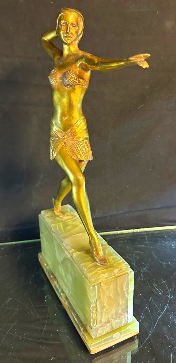 P. MORIN Sculpture en bronze doré Danseuse Art Deco signé sur base onyx -photo-4