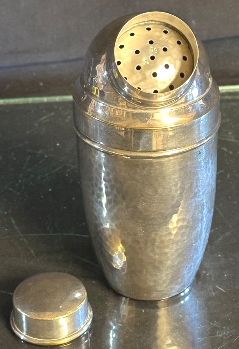 Rare 1930s Hammered Silver Plated Art Deco Cocktail Shaker In Very Good Condition -photo-2