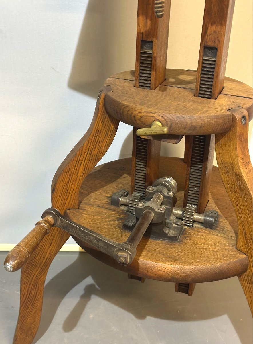 19th Century Double Rack Sculptor's Saddle For Photo Chamber  -photo-3