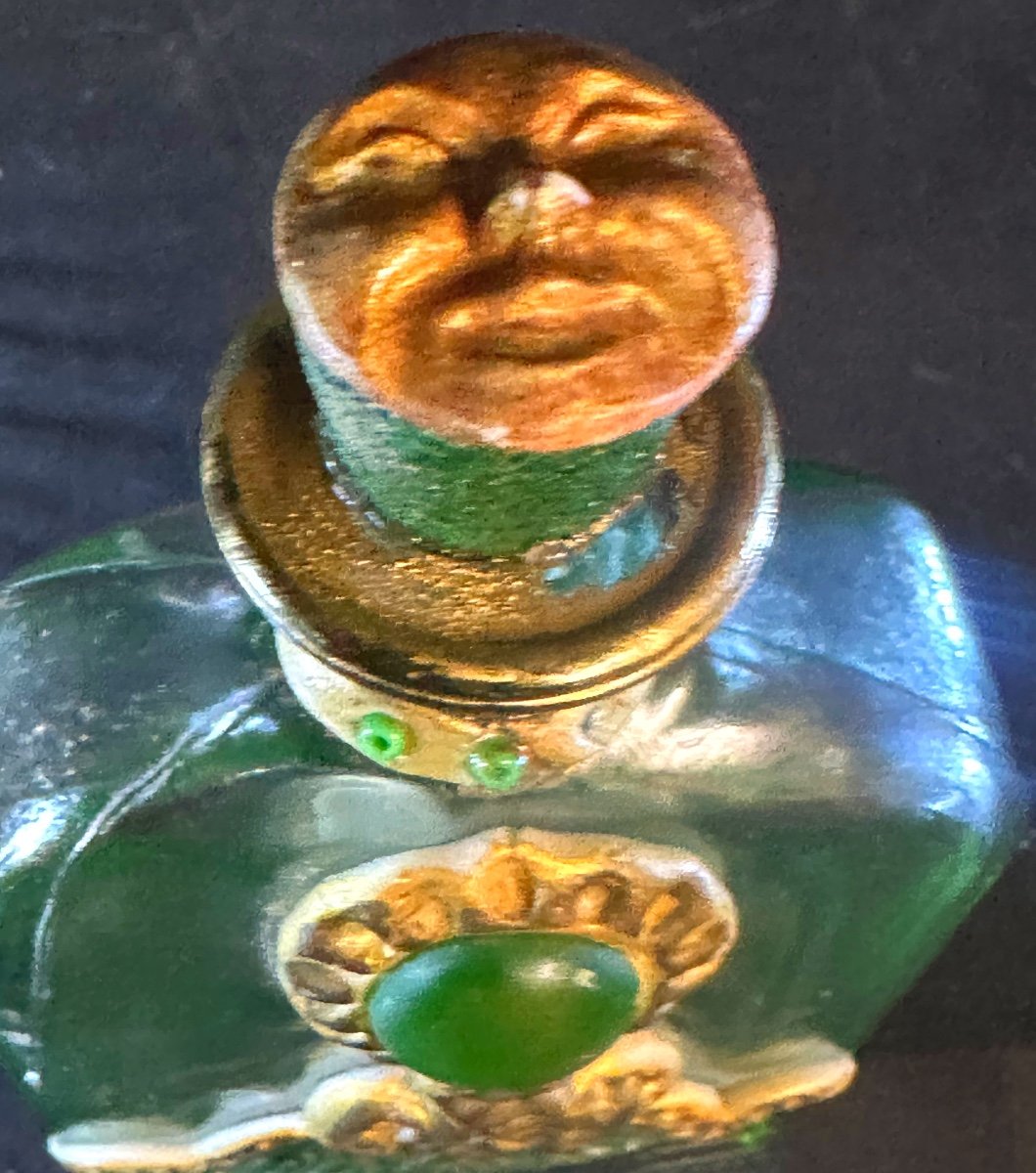 Rare 1900 Perfume Bottle Sealed Moon Face Stopper -photo-3