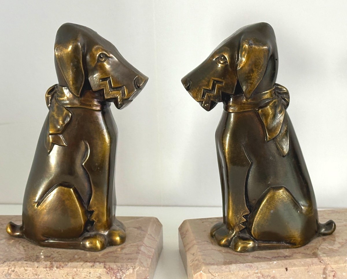 Pair Of Fox Terrier Art Deco Bookends Marble Base Ric Et Rac Dog 1930 Very Good Condition 