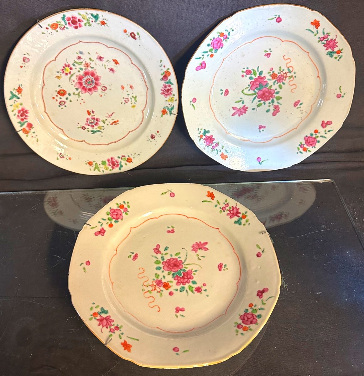 CHINE Suite de 3 assiettes Compagnie des Indes XVIIIe porcelaine /1 