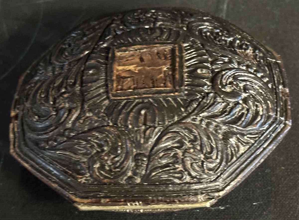 Snuff Box Early 19th Century Sailor Or Convict Work In Carved Coconut -photo-2