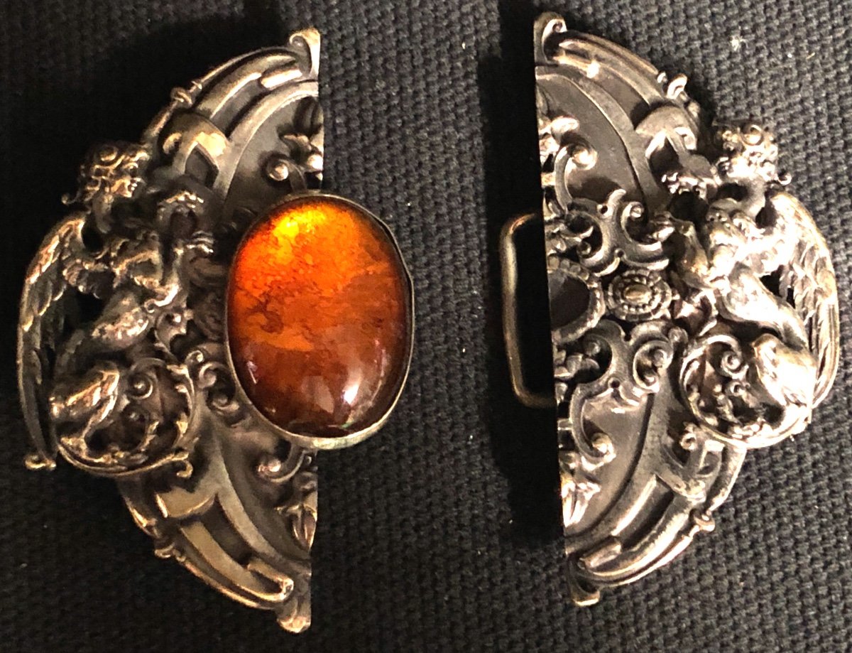 PIEL Frères BOUCLE DE CEINTURE en bronze argenté et ambre ? Vers 1900 Orfèvre-photo-2