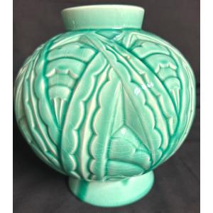 Vase Art Deco en céramique vernissée dlg Boch La Louviere couleur vert d’eau en très bon état 