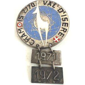 Rare Chamois Badge Val d'Isere 2770 Motorcycling Competition Motorcycle Enamel Pin Pra Loup 