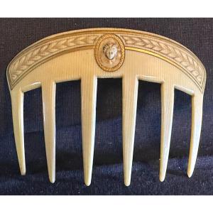 Elegant 1900 Bakelite Hair Comb In Ivory Embossed