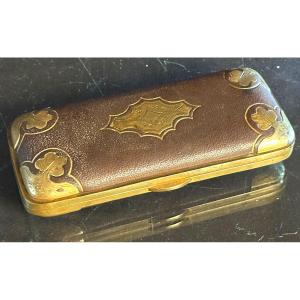 Late 19th Century Leather And Brass Cigar Case With Double Compartment Cigar Holder 