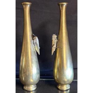 Japan Late 19th Century Pair Of Bronze Soliflore Vases With Cicadas And Crickets 28cm