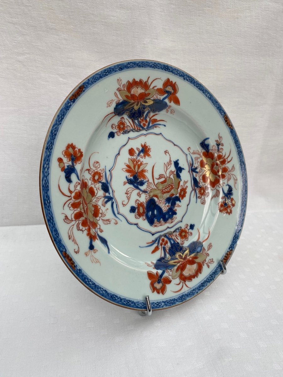 Imari , Paire D’assiettes En Porcelaine Du Japon/chine Du XVIIIeme Siècle.-photo-3