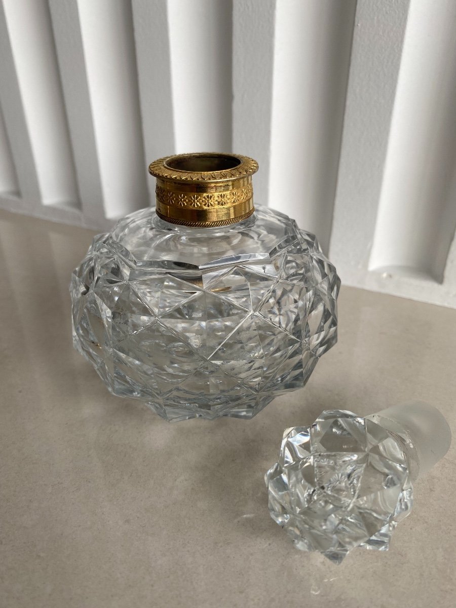 Beautiful Perfume Bottle In Cut Crystal From Baccarat / Le Creusot From Restoration Period.-photo-2