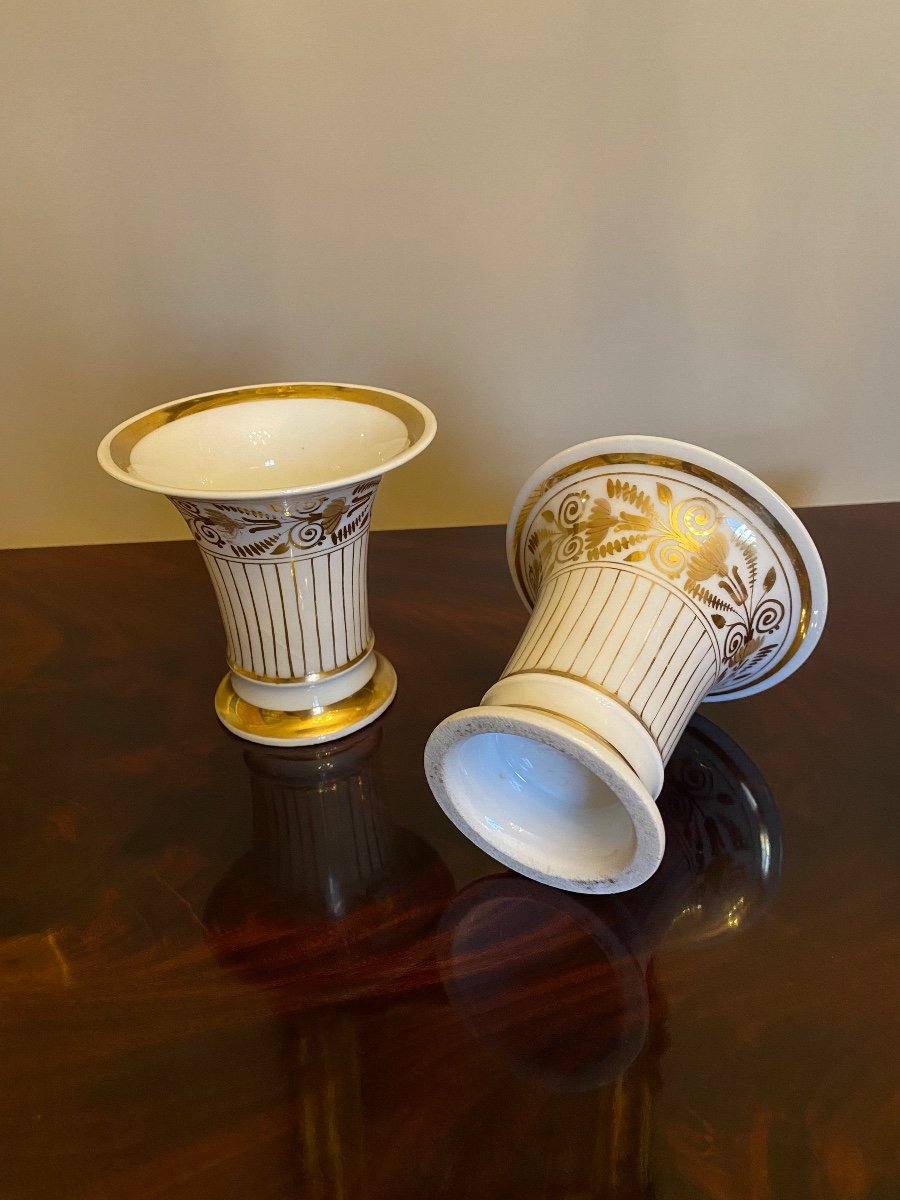 Paire De Vases Cornets En Porcelaine De Paris Estampillée D’époque Empire-photo-2