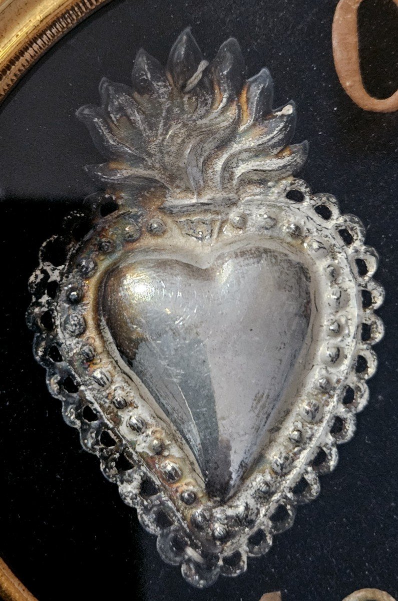 Rare Ex-voto De Mariage Aux Cœurs Ardents En Argent -photo-3