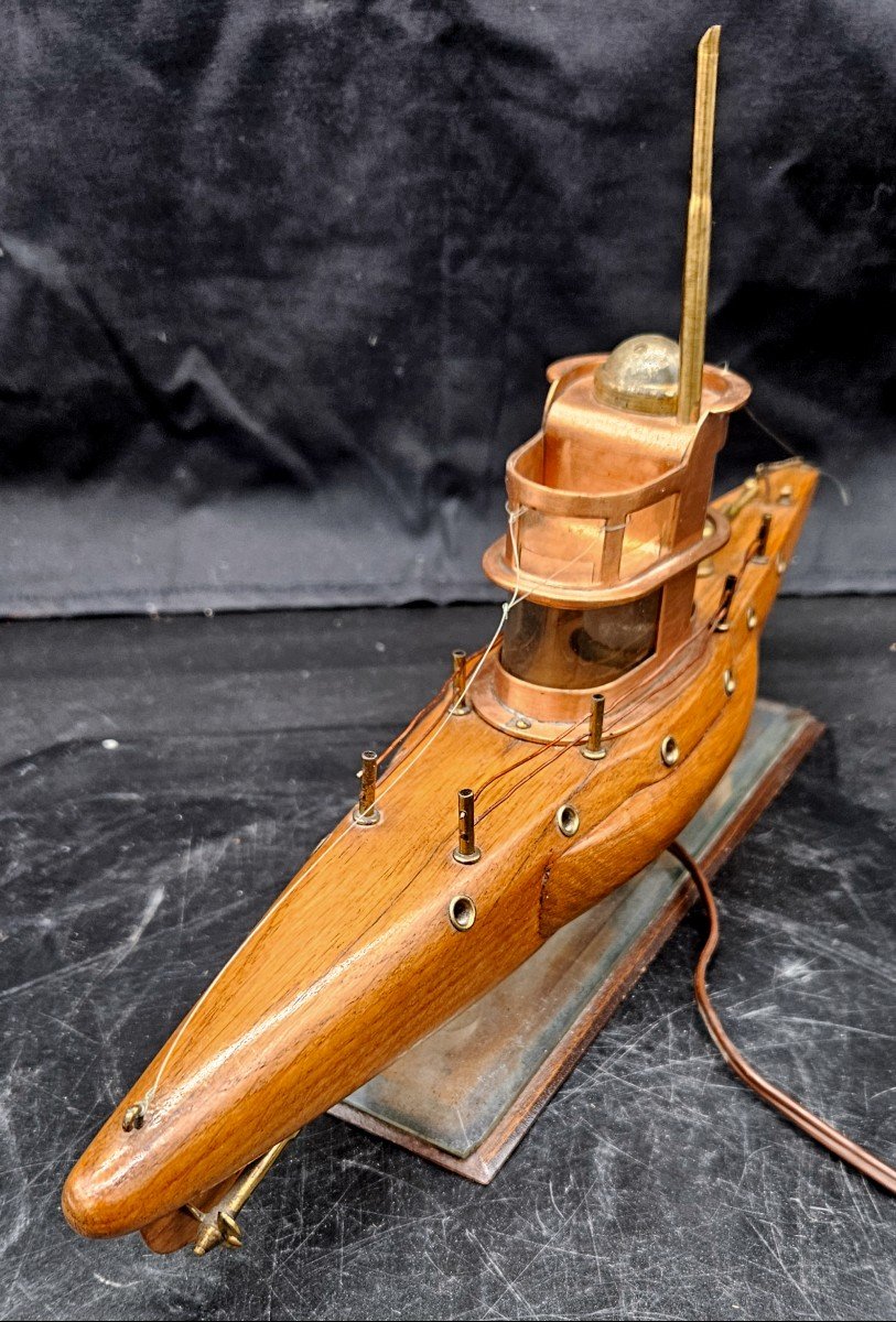 Veilleuse Sous-marin U-boat En Bois Art Déco -photo-7