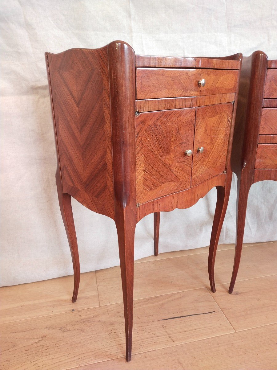 Pair Of Louis XV Style Walnut Bedside Tables Early 20th Century-photo-4