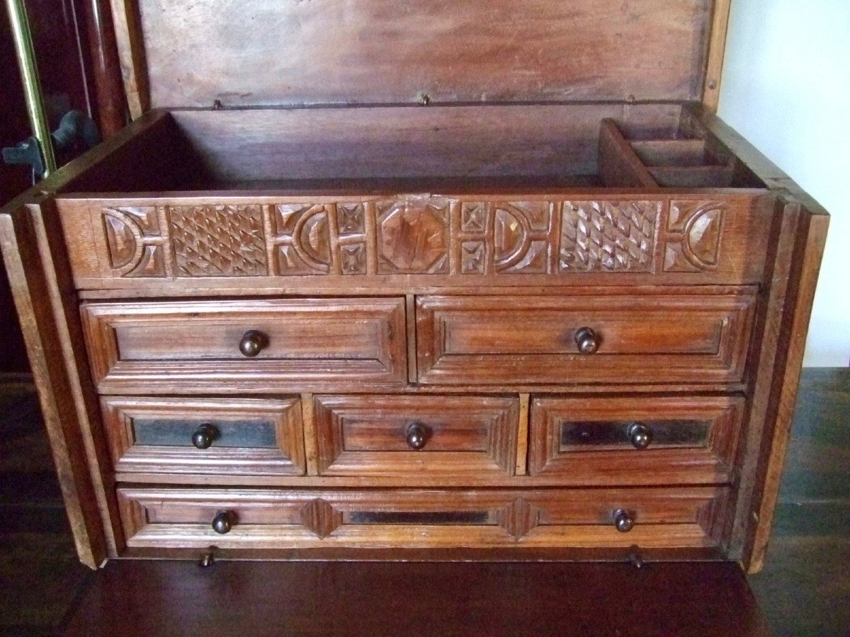 17th Century Spain Travel Cabinet-photo-4