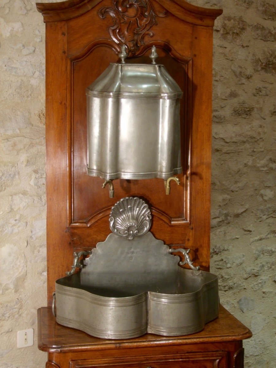 Pewter Fountain And Its Furniture, Nimes XVIIIè-photo-2