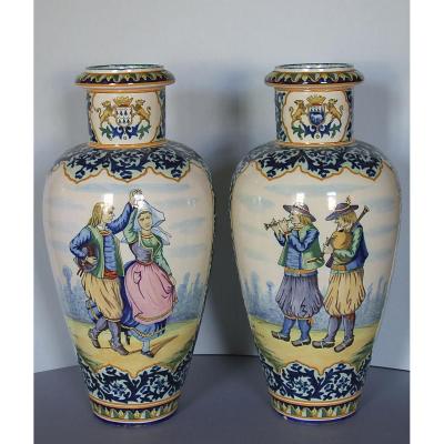 Paire De Vases Faïence De Quimper (Henriot)