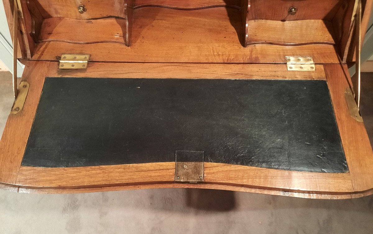 18th Century Sloping Desk In Walnut.-photo-8