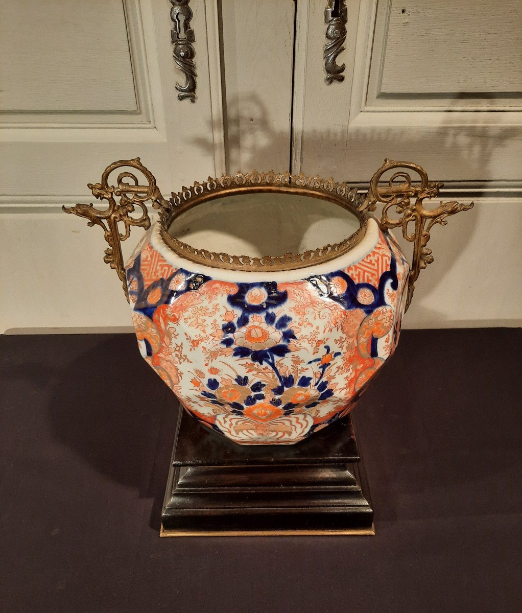 Imari Porcelain Planter With Bronze Mount, Napoleon III Period.-photo-4