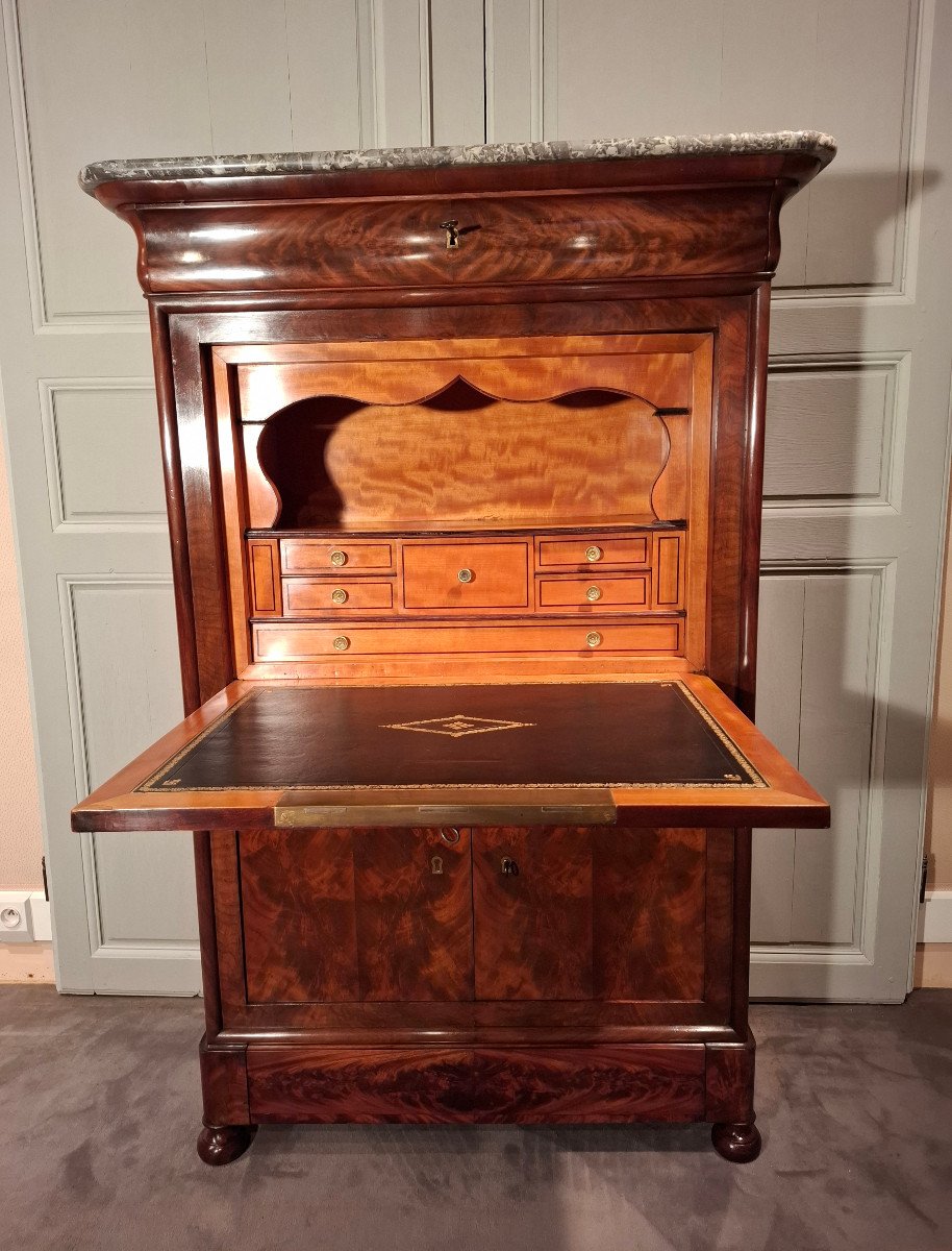 Louis-philippe Period Secretary In Mahogany And Light Wood.