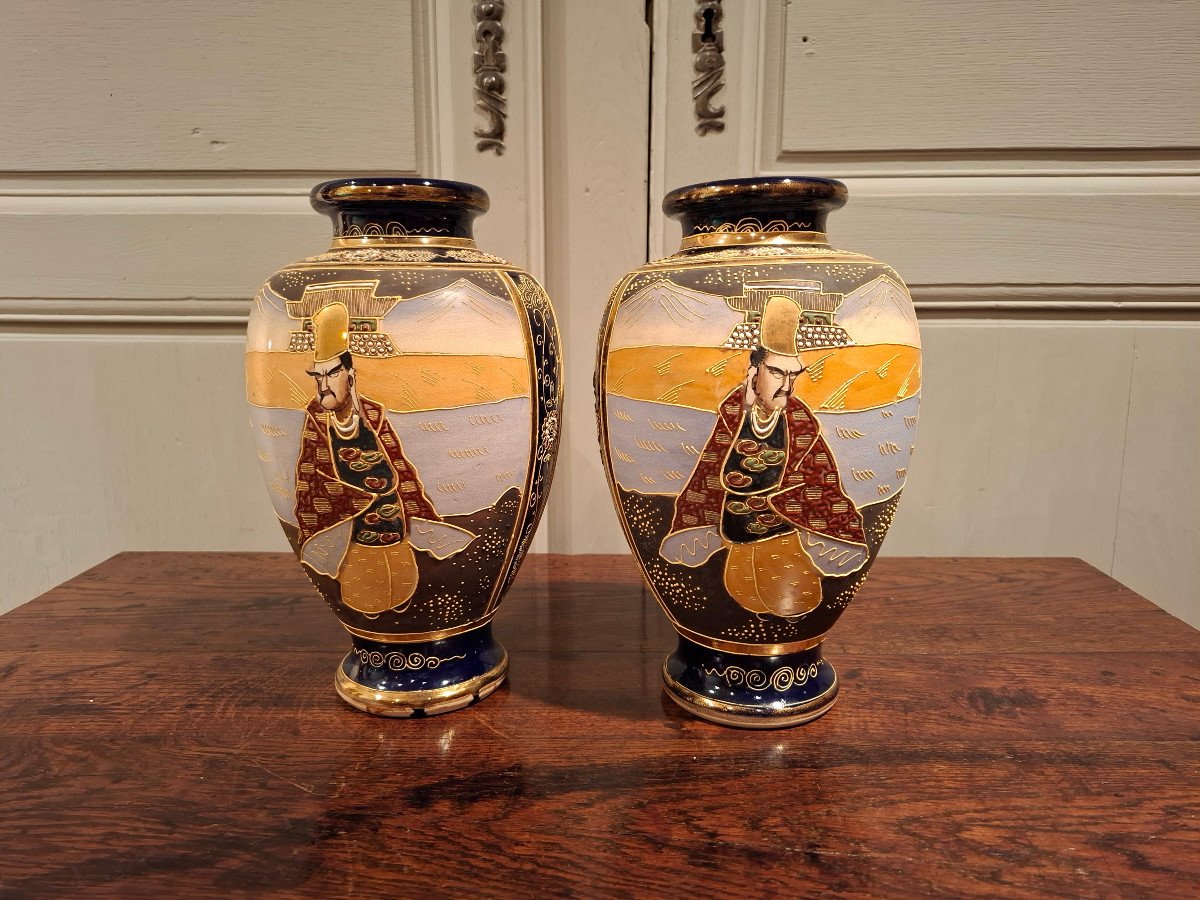 Paire De Vases En Céramique, De Satsuma Japon Epoque XIXème Siècle.-photo-3