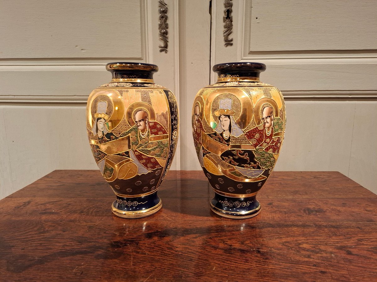 Paire De Vases En Céramique, De Satsuma Japon Epoque XIXème Siècle.-photo-1