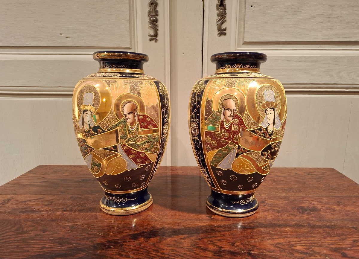 Paire De Vases En Céramique, De Satsuma Japon Epoque XIXème Siècle.