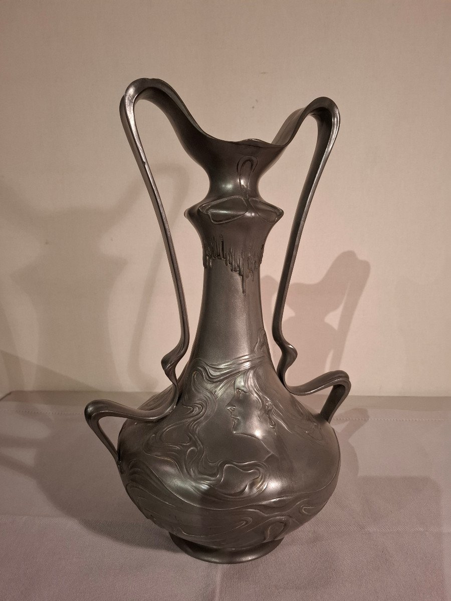 Art Nouveau Pewter Vase Signed J. Rob Hannig 1900.-photo-4