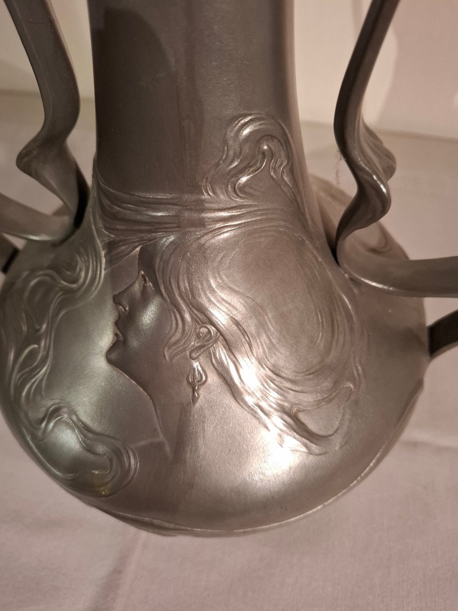 Art Nouveau Pewter Vase Signed J. Rob Hannig 1900.-photo-4