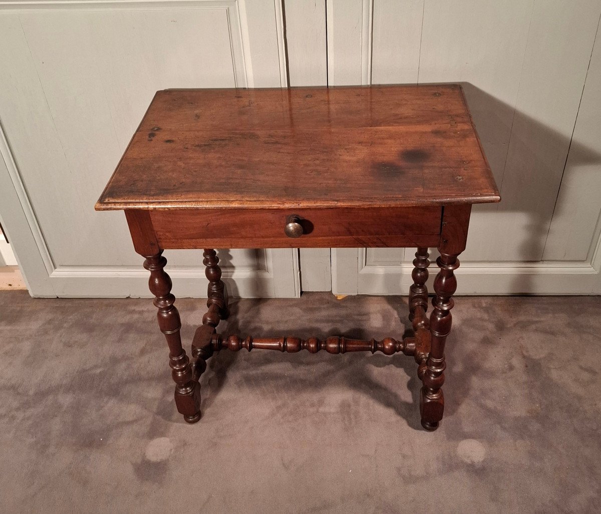 Small Louis XIII Walnut Table From The End Of The 17th, Beginning Of The 18th Century-photo-8