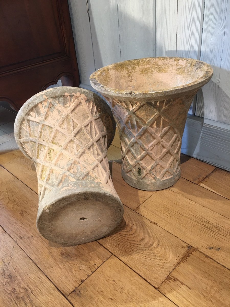 Pair Of 19th Century Terracotta Garden Vases-photo-4