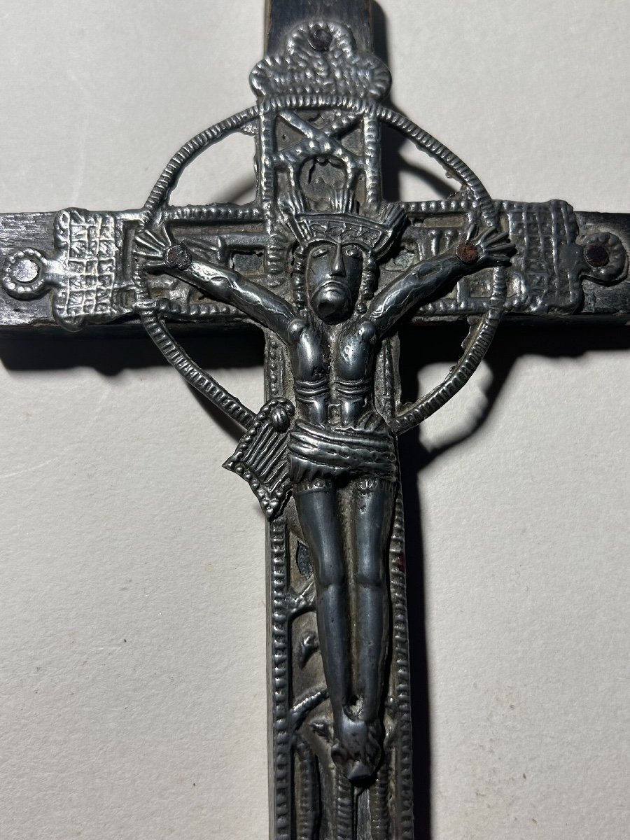 Spanish Crucifix, 18th Century, Pewter And Blackened Wood.-photo-3