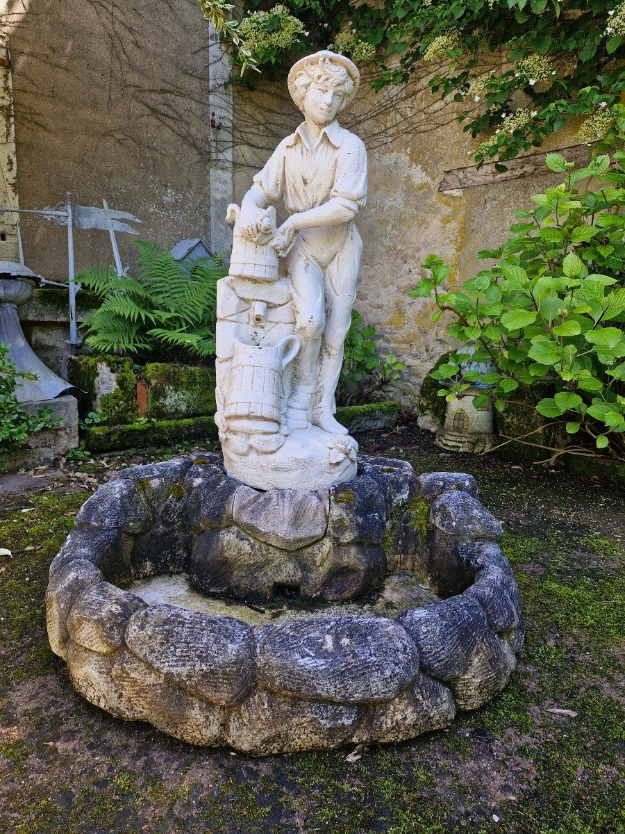 Fontaine De Jardin En Pierre 