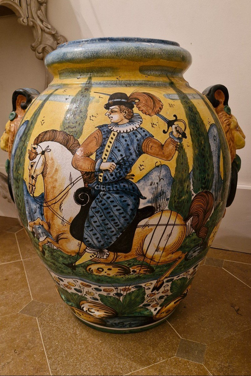 Grand Vase En Majolique Italienne