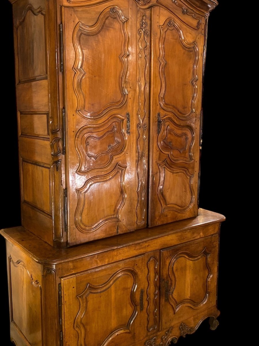 Louis XV Two-body Buffet In Walnut. -photo-8