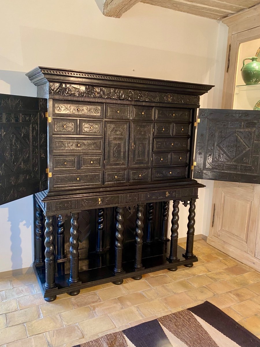 Large 17th Century Ebony Cabinet.  -photo-1