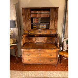 Petit Bureau à Cylindre-bibliothèque Louis XVI en acajou Blond. 