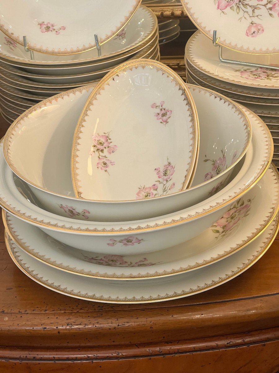 Limoges / 56 Piece Porcelain Dinner Service / Rose And Gilding Decor-photo-4