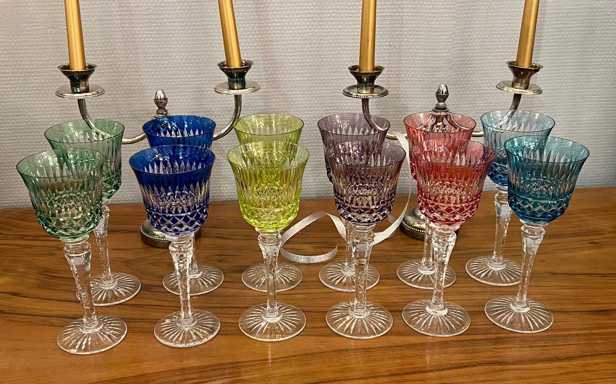 12 Verres  En Cristal De Couleur, Roemer Cristallerie De Lorraine