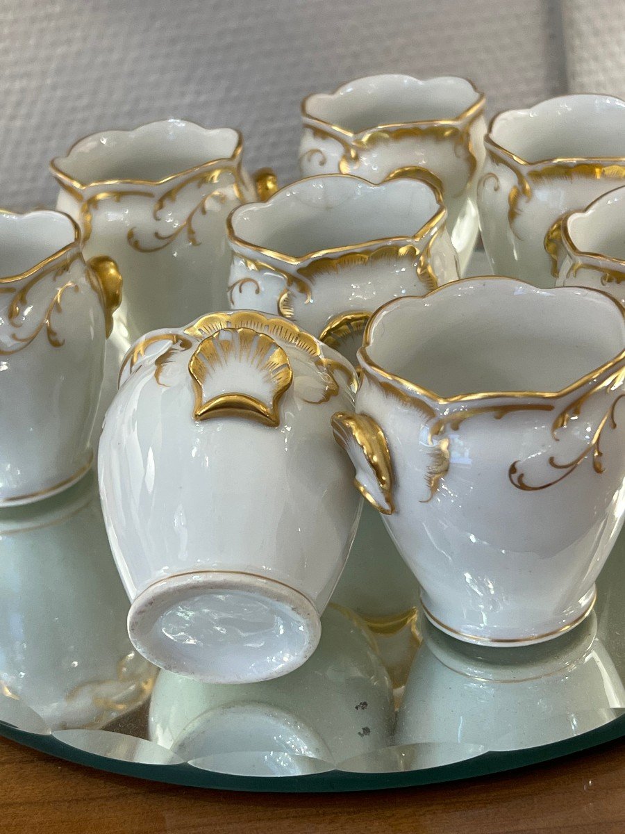 8 Pots A Creme Porcelaine Blanche Et Dorure