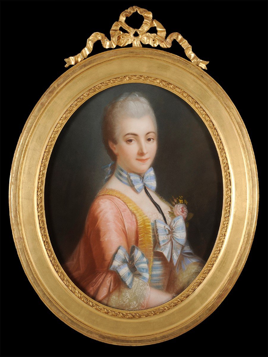 Portrait de jeune femme en tenue d’époque Louis XV - Ecole française XIXe 