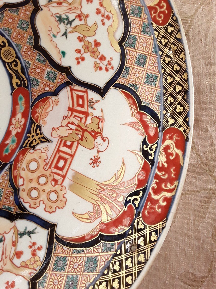 Large Imari Porcelain Dish.-photo-3