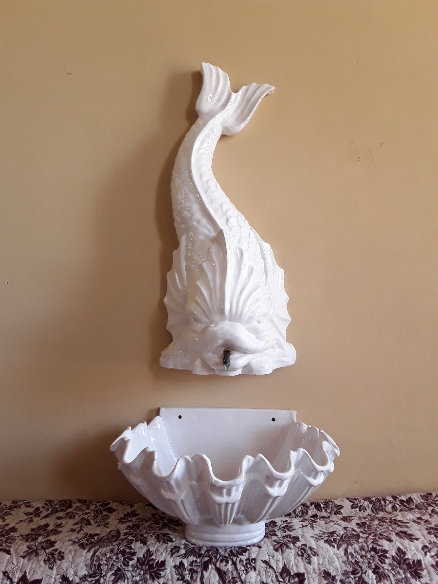 Fountain (hand Wash) In White Earthenware.