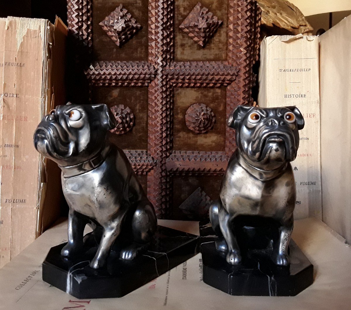 Art Deco Bulldogs. Signed Franjou.-photo-2