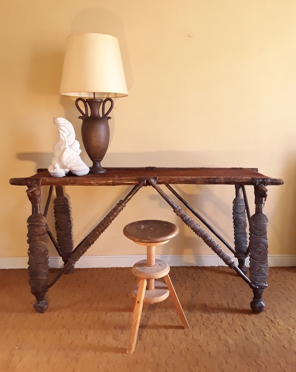 Large Nomad Table. Early 20th Century. -photo-1