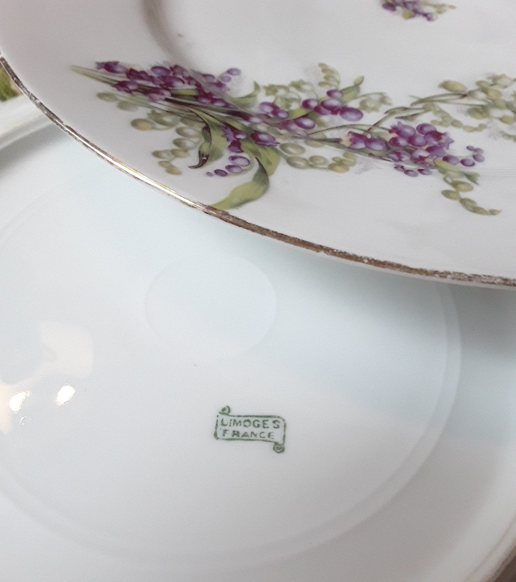 Service De Table En Porcelaine De Limoges.  (38pcs).-photo-6